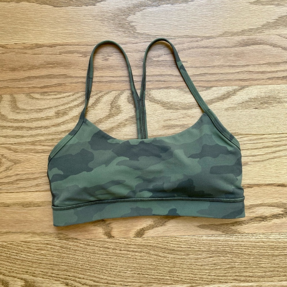 Lululemon Flow Y sports bra 6 green camo